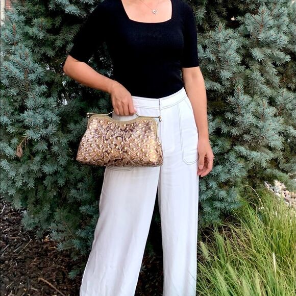 Handsewn Genuine Embossed Leather, Double Kisslock & Top Handle Bag, Crossbody - Picture 4 of 16